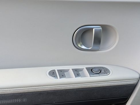 Certified 2023 Hyundai Ioniq 5 SEL image 15