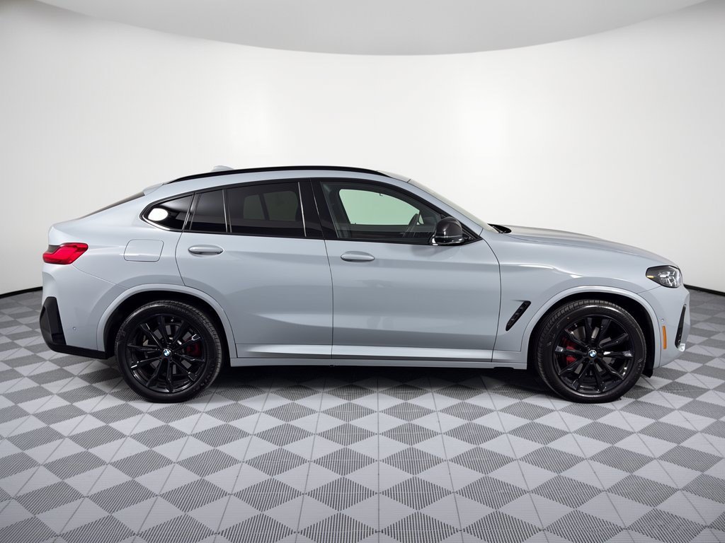 Certified 2025 BMW X4 M40i w/ Premium Package AWD/4WD image 8