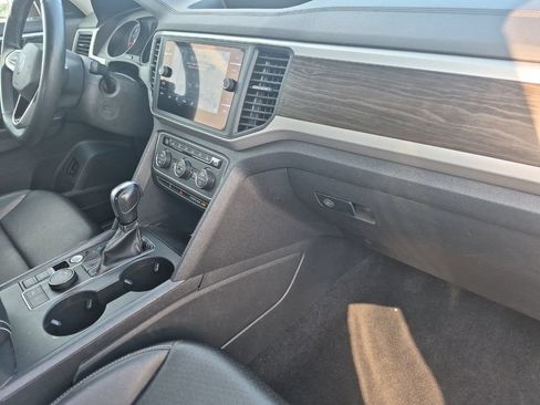 Used 2021 Volkswagen Atlas SE AWD/4WD image 15