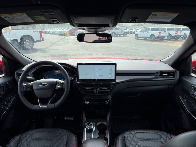 Used 2024 Ford Escape ST-Line Elite w/ Premium Technology Package AWD/4WD image 25