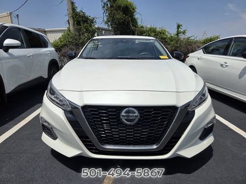 Used 2021 Nissan Altima 2.5 SR w/ SR Premium Package FWD image 6