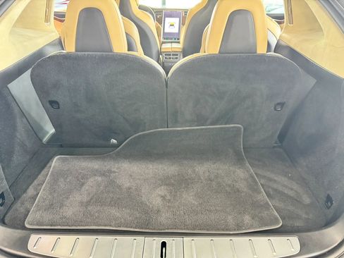 Used 2017 Tesla Model X 90D image 43