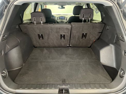Used 2019 Chevrolet Equinox LT w/ Sun & Navigation Package AWD/4WD image 44