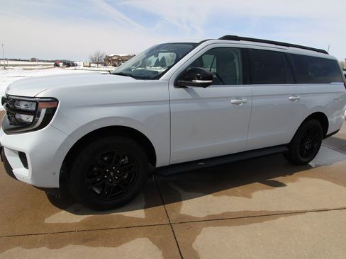 Used 2025 Ford Expedition Max Active image 20
