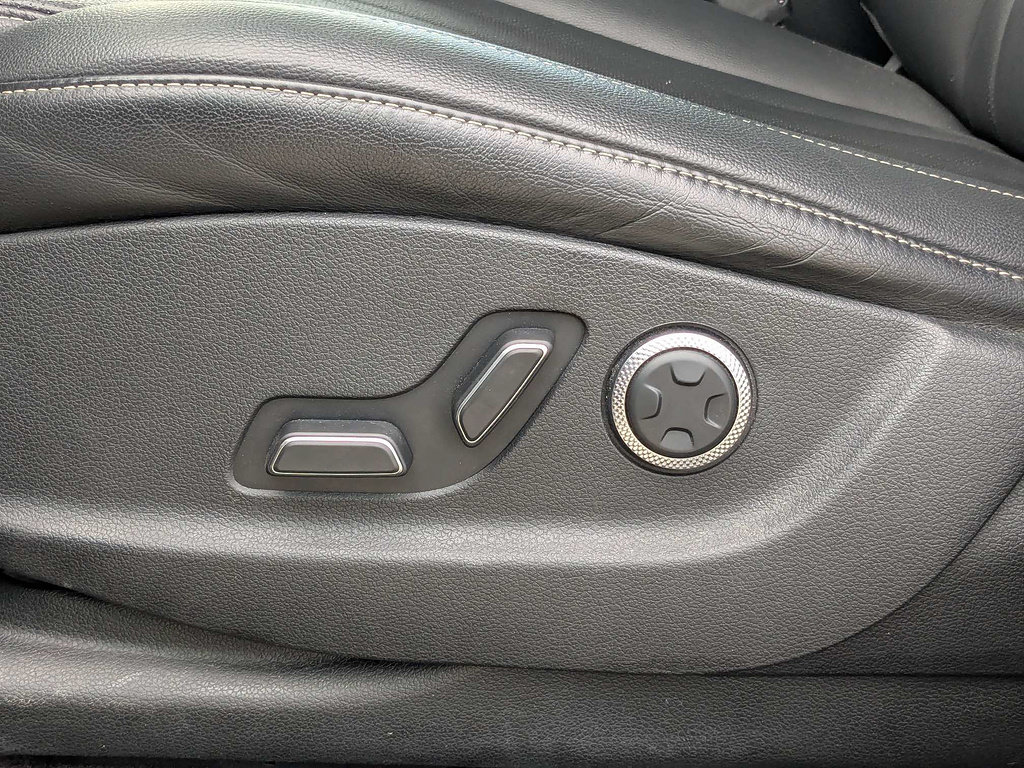 Used 2024 Genesis GV80 2.5T AWD/4WD image 21