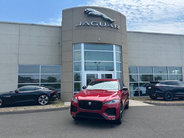 Used 2026 Jaguar F-PACE R-Dynamic S AWD/4WD image 1
