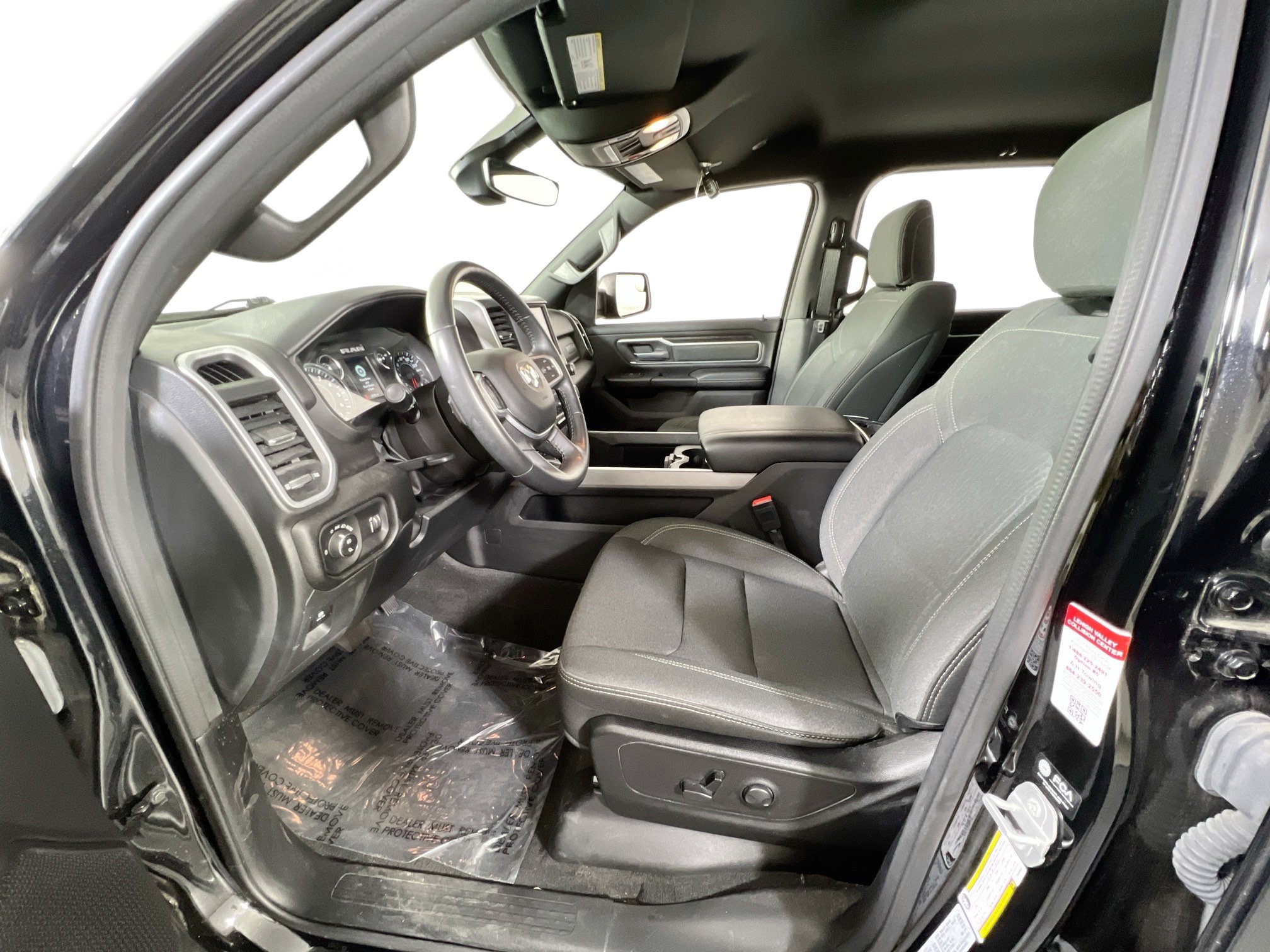 Used 2023 RAM 1500 Big Horn AWD/4WD image 20