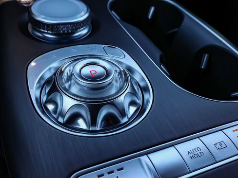 New 2026 Genesis GV60 RWD image 24