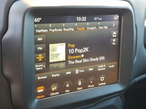 Used 2022 Jeep Renegade Latitude image 18