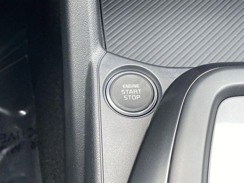 New 2025 Kia K4 LX image 19
