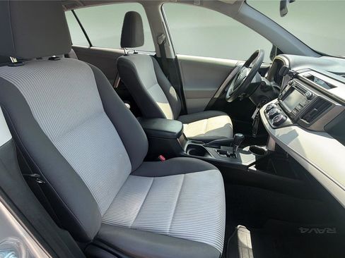 Used 2013 Toyota RAV4 LE AWD/4WD image 11