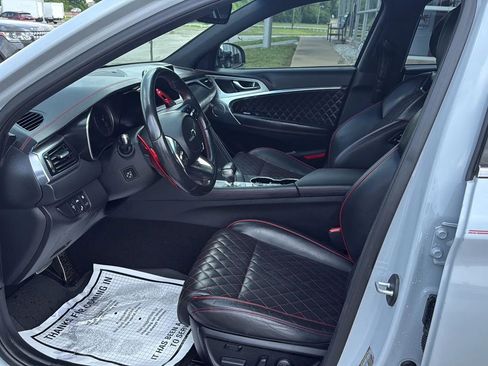 Used 2019 Genesis G70 3.3T Advanced w/ Sport Package RWD image 13