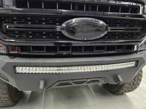 Used 2020 Ford F250 Lariat w/ FX4 Off-Road Package image 10