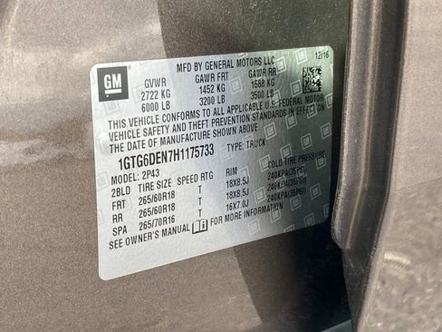 Certified 2017 GMC Canyon SLT w/ Driver Alert Package image 25