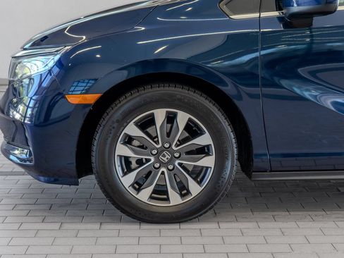 Used 2024 Honda Odyssey EX-L image 4