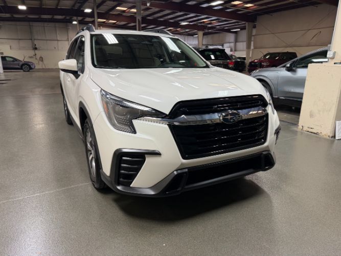 Used 2025 Subaru Ascent Premium AWD/4WD image 7
