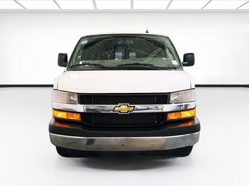 Used 2024 Chevrolet Express 2500 w/ Driver Convenience Package image 2