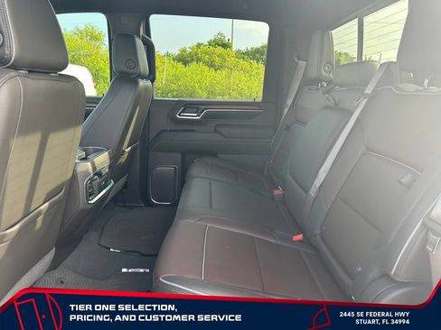 Used 2024 GMC Sierra 2500 Denali w/ Denali Reserve Package AWD/4WD image 28