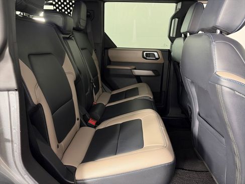 Certified 2022 Ford Bronco Wildtrak image 31