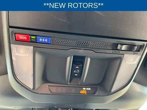 Used 2025 Subaru Forester Touring image 11