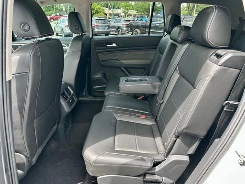 Certified 2023 Volkswagen Atlas SE w/ Panoramic Sunroof Package AWD/4WD image 18