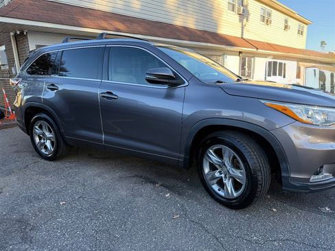 Used 2014 Toyota Highlander Limited image 7