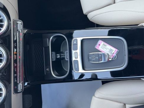 Used 2025 Mercedes-Benz CLA 250 4MATIC image 15