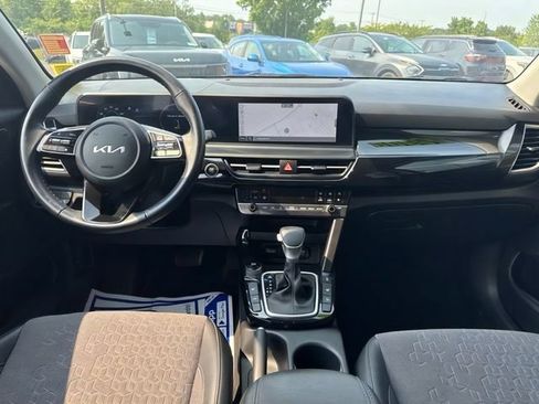 Certified 2024 Kia Seltos X-Line AWD/4WD image 17