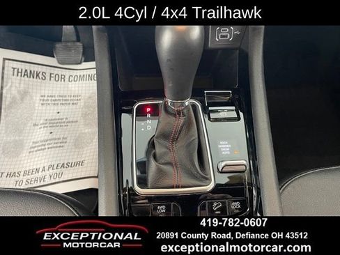 Used 2025 Jeep Compass Trailhawk AWD/4WD image 42