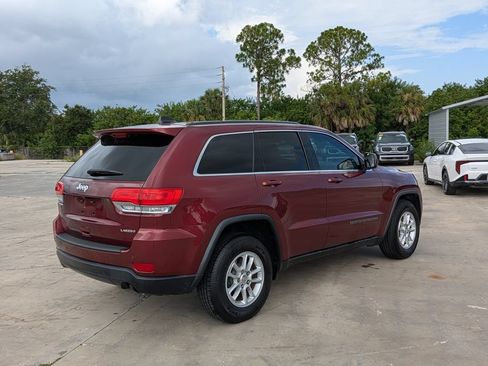 Used 2018 Jeep Grand Cherokee Laredo RWD image 9