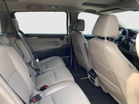 Certified 2024 Honda Odyssey EX-L image 37