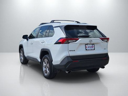 Certified 2022 Toyota RAV4 XLE w/ Convenience Package FWD image 7