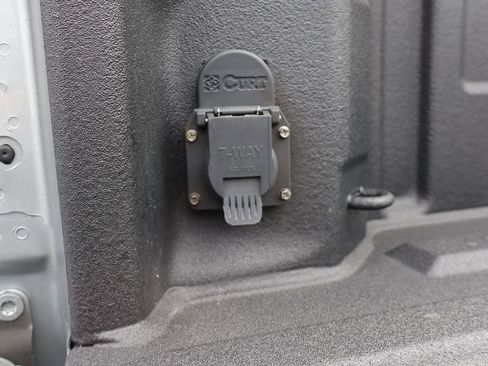 Used 2025 Chevrolet Silverado 3500 LTZ w/ LTZ Convenience Package image 23