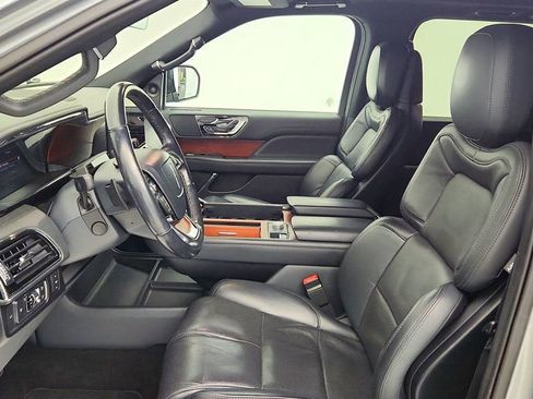 Used 2022 Lincoln Navigator Reserve RWD image 20
