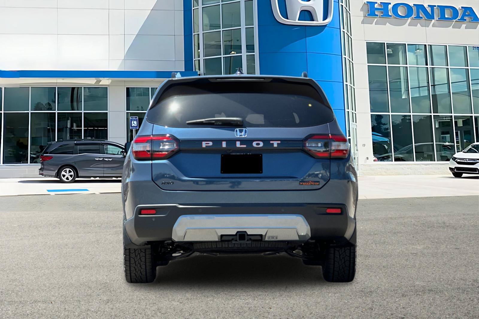 New 2026 Honda Pilot TrailSport image 4