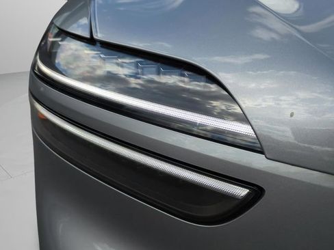 New 2026 Genesis GV70 2.5T Advanced AWD/4WD image 25