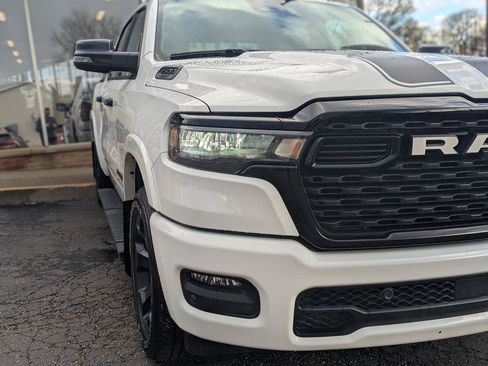 Used 2025 RAM 1500 Big Horn AWD/4WD image 3