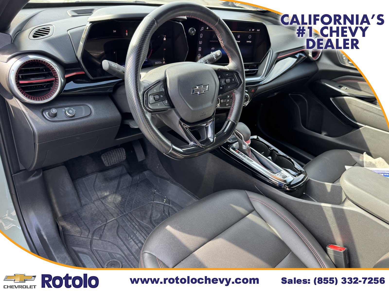 Used 2024 Chevrolet Trax RS w/ Sunroof Package FWD image 19