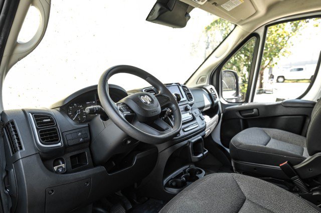 Used 2023 RAM ProMaster 2500 FWD image 2