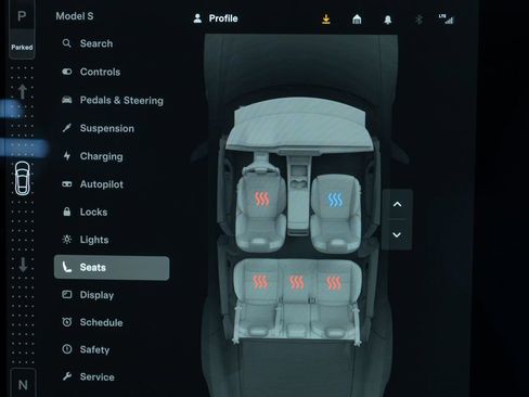 Used 2022 Tesla Model S Standard Range image 25