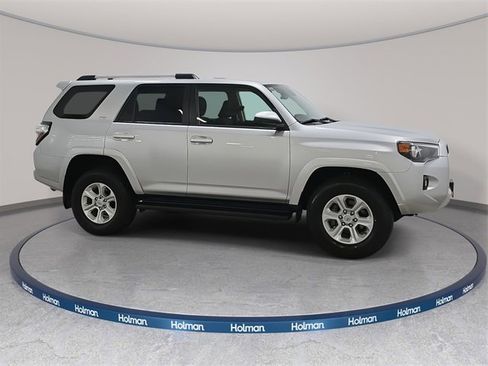 Certified 2024 Toyota 4Runner SR5 image 4