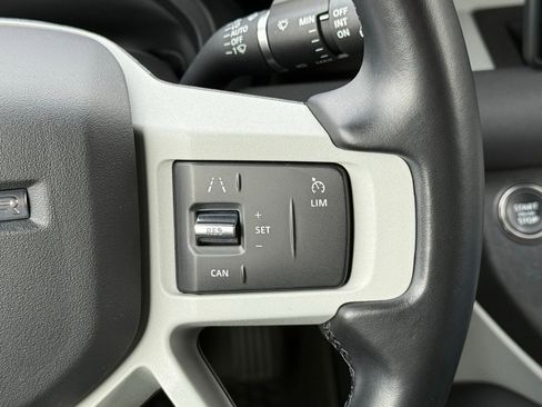Certified 2023 Land Rover Defender 90 X-Dynamic SE image 22