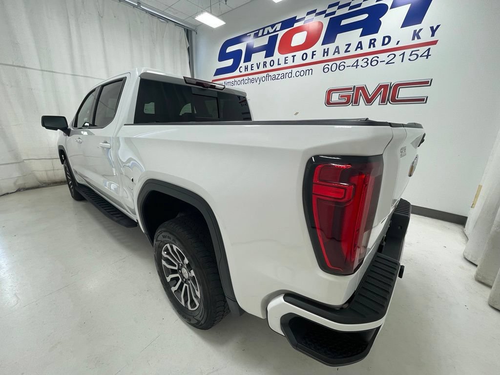 Used 2023 GMC Sierra 1500 AT4 w/ AT4 Premium Package AWD/4WD image 9