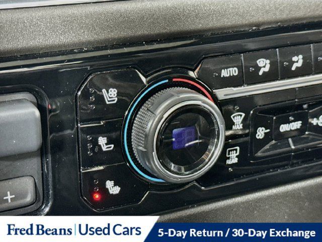 Used 2023 Chevrolet Silverado 1500 High Country w/ High Country Premium Package AWD/4WD image 27