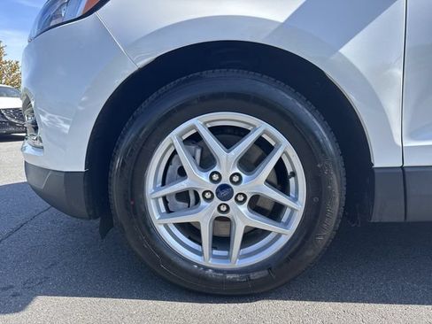 Used 2022 Ford Edge SEL w/ Convenience Package AWD/4WD image 13
