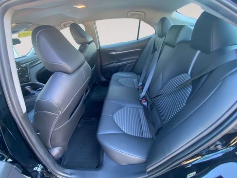 Used 2024 Toyota Camry SE FWD image 13