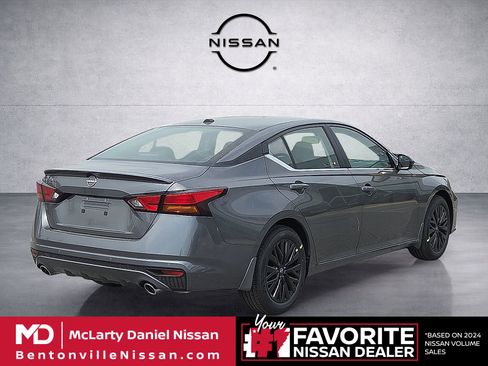 New 2026 Nissan Altima 2.5 SV FWD image 5