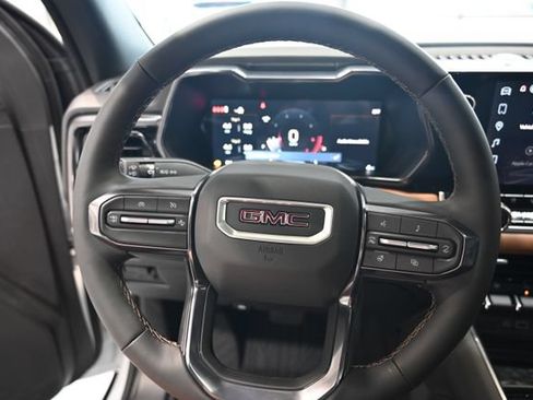 New 2026 GMC Canyon AT4 w/ Technology Plus Package AWD/4WD image 25