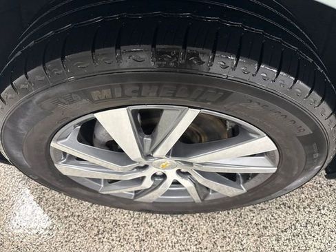 Used 2022 Chevrolet Equinox LT image 29