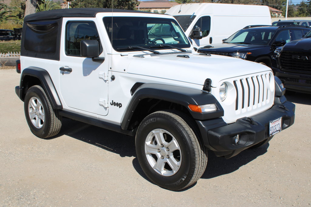 Used 2023 Jeep Wrangler Sport AWD/4WD image 3